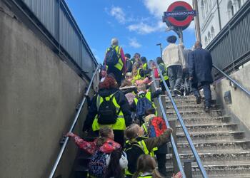 King Waves to Royal Fans
